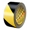 Bandă PVC 3M 5702 galben-negru, rezistentă la abraziune, 50 mm x 33 m