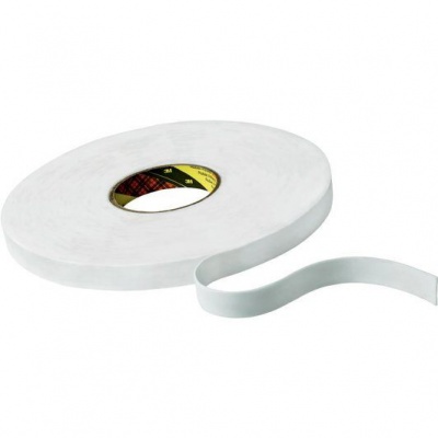 3M 9508W bandă adezivă dublă faţă-verso din spumă , alb, 12 mm x 66 m