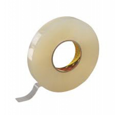 3M VHB 4658-F, 19 mm x 25 m, buchet clar de adeziv dubla detașabil prin decojire, grosime 0,8 mm
