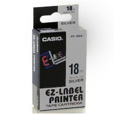 Casio XR-18SR1, 18mm x 8m, text negru / fundal argintiu, banda originala
